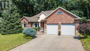 79 CHERRY RIDGE BOULEVARD | Pelham Ontario | Slide Image Two