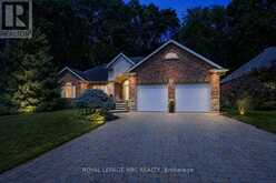 79 CHERRY RIDGE BOULEVARD | Pelham Ontario | Slide Image Three