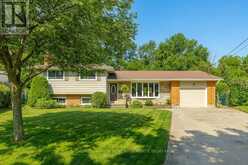 9 HEATHCOTE TERRACE | St. Catharines Ontario | Slide Image Three