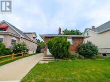52 FIFTH STREET | Welland Ontario | Slide Image Two