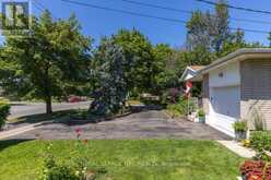 542 LAKE STREET | St. Catharines Ontario | Slide Image Three