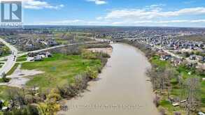 70 RIVERSIDE DRIVE | Welland Ontario | Slide Image Eight