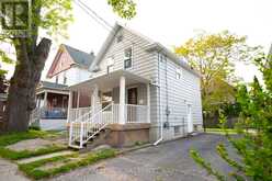 4713 COOKMAN CRESCENT N | Niagara Falls Ontario | Slide Image Two