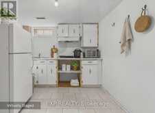 20 CANTERBURY DRIVE | St. Catharines Ontario | Slide Image Thirteen