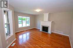 26 LAS ROAD | Smithville Ontario | Slide Image Eight