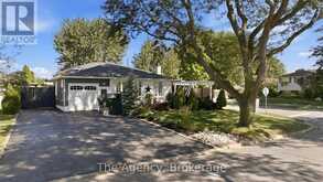 3267 CATTELL DRIVE | Niagara Falls Ontario | Slide Image Two