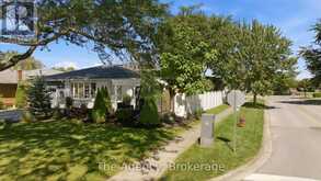 3267 CATTELL DRIVE | Niagara Falls Ontario | Slide Image Four