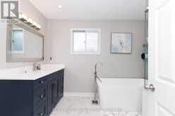15 FOXHILL CRESCENT | St. Catharines Ontario | Slide Image Thirteen