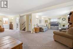 73 ROLLING MEADOWS BOULEVARD | Fonthill Ontario | Slide Image Thirty-four