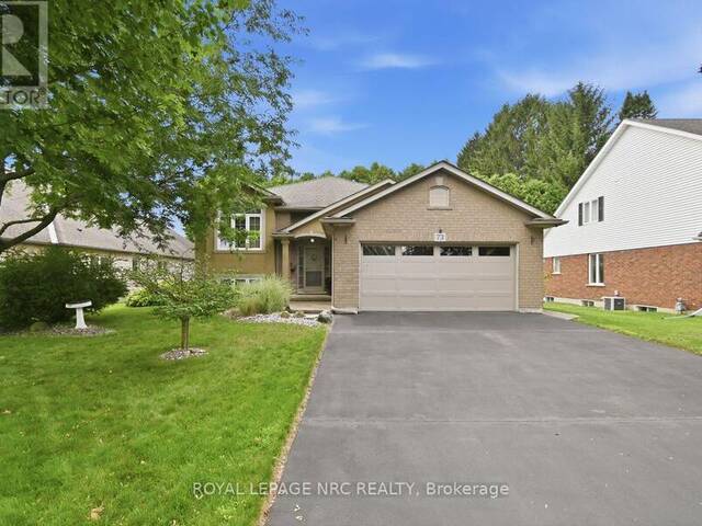 73 ROLLING MEADOWS BOULEVARD Fonthill Ontario, L3E 0N2 - 3 Bedrooms Home For Sale