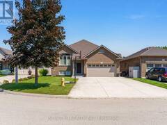 10 SAPPHIRE COURT St. Catharines Ontario, L2M 0A4