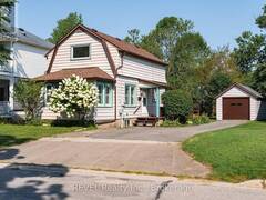 692 LAKESHORE ROAD Fort Erie Ontario, L2A 1C1