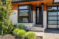 37 PEACH TREE COMMON | St. Catharines Ontario | Slide Image Two
