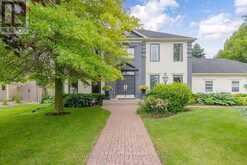 8056 CATHEDRAL DRIVE | Niagara Falls Ontario | Slide Image Four