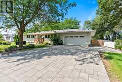 16 DUMFRIES STREET | Niagara-on-the-Lake Ontario | Slide Image Three