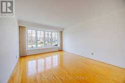 15 NOTTINGHAM COURT | St. Catharines Ontario | Slide Image Four