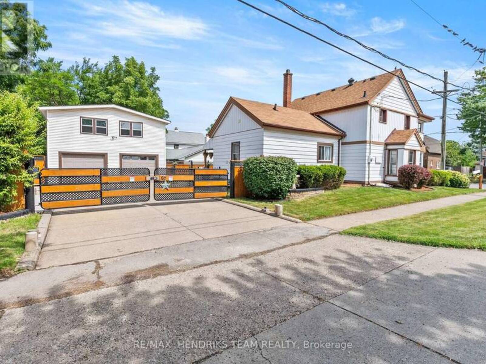 85 PINE STREET S, Thorold, Ontario L2V 3L8