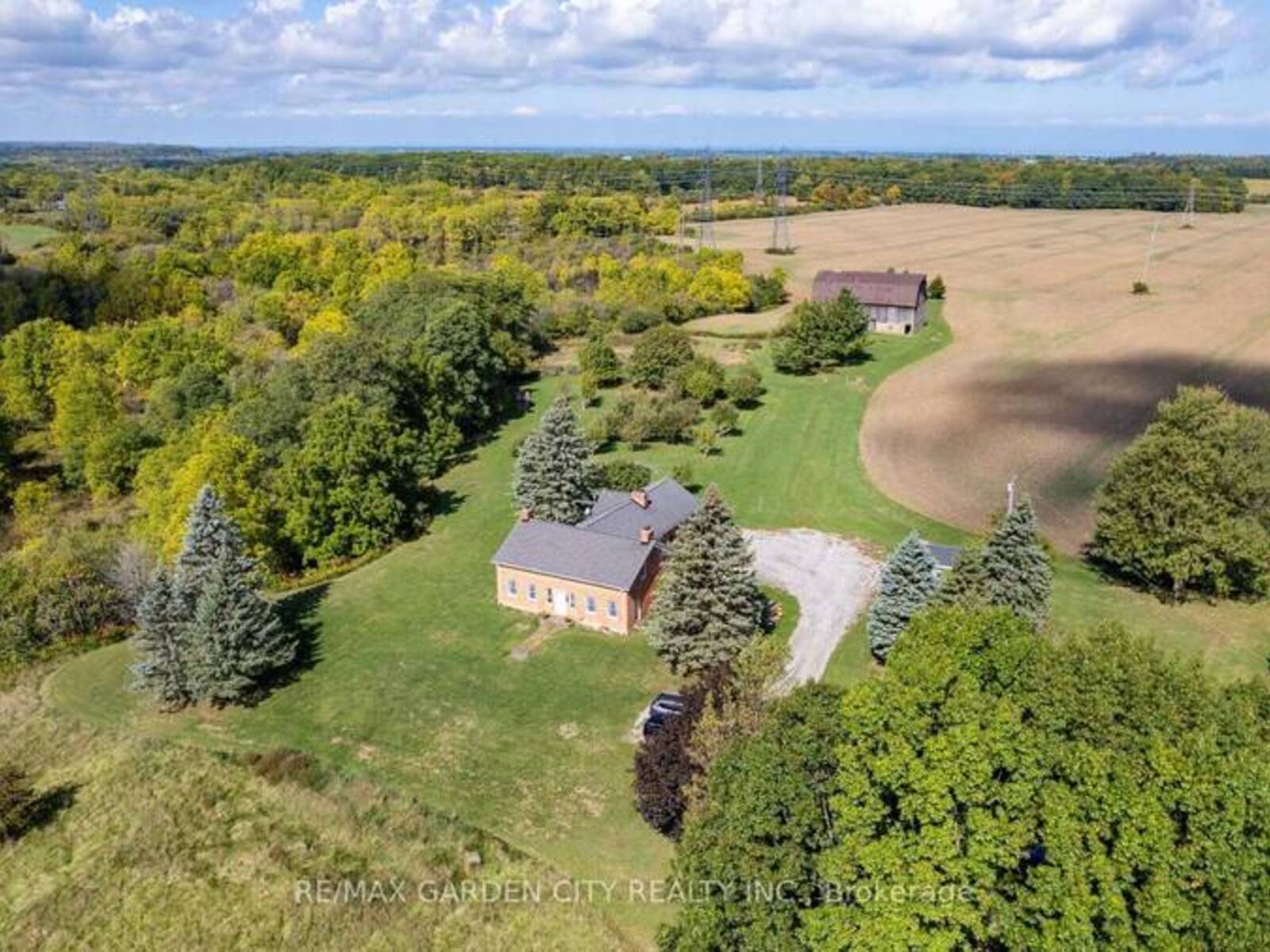 2432 SEBURN ROAD, Thorold, Ontario L0S 1E6