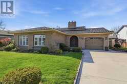 7402 WESTFIELD DRIVE | Niagara Falls Ontario | Slide Image Three