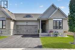 22 BORDEN TRAIL | Welland Ontario | Slide Image Four