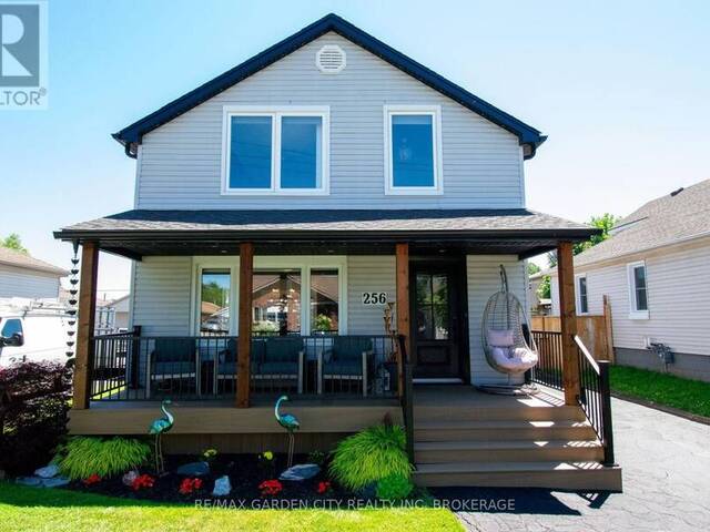 256 SCHOLFIELD AVENUE S Welland Ontario, L3B 1N7 - 3 Bedrooms Home For Sale