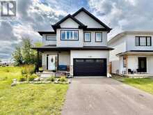 196 HODGKINS AVENUE | Thorold Ontario | Slide Image One