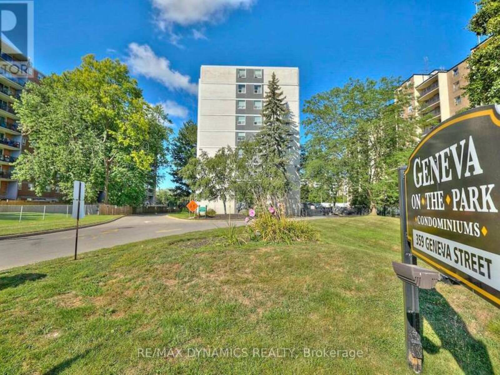 309 - 359 GENEVA STREET, St. Catharines, Ontario L2N 2G5