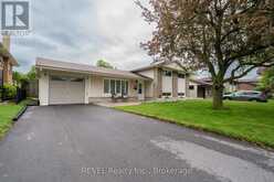 4480 QUEENSWAY GARDENS | Niagara Falls Ontario | Slide Image Two