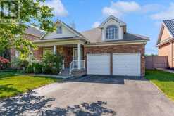 404 WRIGHT CRESCENT | Niagara-on-the-Lake Ontario | Slide Image Two
