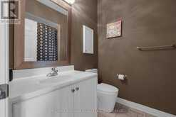 404 WRIGHT CRESCENT | Niagara-on-the-Lake Ontario | Slide Image Nine