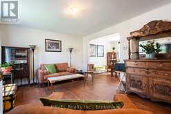 5682 HANAN AVENUE | Niagara Falls Ontario | Slide Image Seven