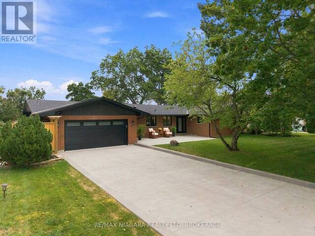 38 ROYAL HENLEY BOULEVARD St. Catharines Ontario, L2N 4S1 - Property For Sale