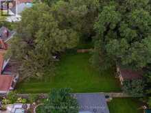 6334 FREDERICA STREET | Niagara Falls Ontario | Slide Image Twenty-five