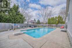 16 LEONARD DRIVE | St. Catharines Ontario | Slide Image Two