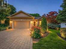 10 STONEGATE PLACE | Fonthill Ontario | Slide Image One
