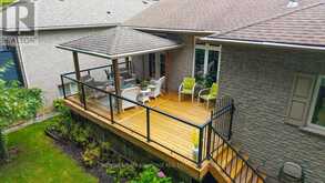 10 STONEGATE PLACE | Fonthill Ontario | Slide Image Seven