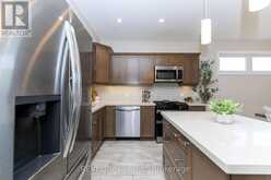 8961 EMILY BOULEVARD | Niagara Falls Ontario | Slide Image Ten