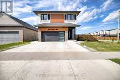 8961 EMILY BOULEVARD | Niagara Falls Ontario | Slide Image Two