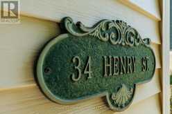 34 HENRY STREET | St. Catharines Ontario | Slide Image Seven