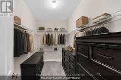 1221 ROSE WAY S | Milton Ontario | Slide Image Seventeen