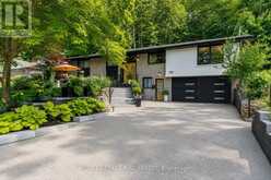 180 WOODSIDE DRIVE | St. Catharines Ontario | Slide Image Two
