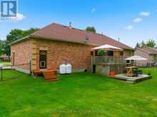 115 PINEWOOD BOULEVARD | Kawartha Lakes Ontario | Slide Image Forty