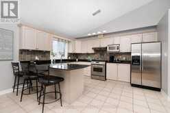 8093 BEAVERTON BOULEVARD | Niagara Falls Ontario | Slide Image Ten