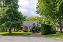 7 CHRISTOPHER STREET | Niagara-on-the-Lake Ontario | Slide Image Forty-seven