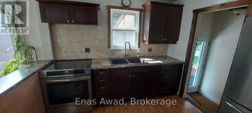 8 LAVALLEE CRESCENT | Orillia Ontario | Slide Image Four