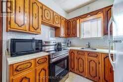 20 STUART AVENUE | St. Catharines Ontario | Slide Image Six