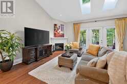 33 BAY BERRY LANE | Niagara-on-the-Lake Ontario | Slide Image Ten