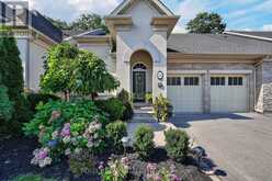 33 BAY BERRY LANE | Niagara-on-the-Lake Ontario | Slide Image One