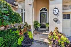 33 BAY BERRY LANE | Niagara-on-the-Lake Ontario | Slide Image Two