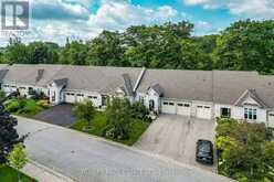 33 BAY BERRY LANE | Niagara-on-the-Lake Ontario | Slide Image Forty-two